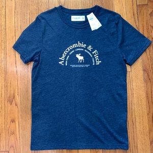 NWT Mens Abercrombie T-shirt size M
